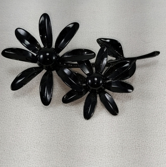 🇨🇦 60s & 70s Flower Power Mod Brooch (RESERVED FOR CHRISTINA) - Picture 1 of 5